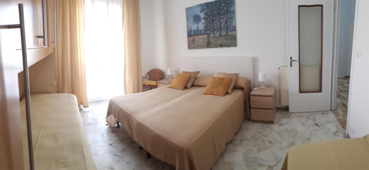 Vreni Lodge Finale Ligure Esterno foto
