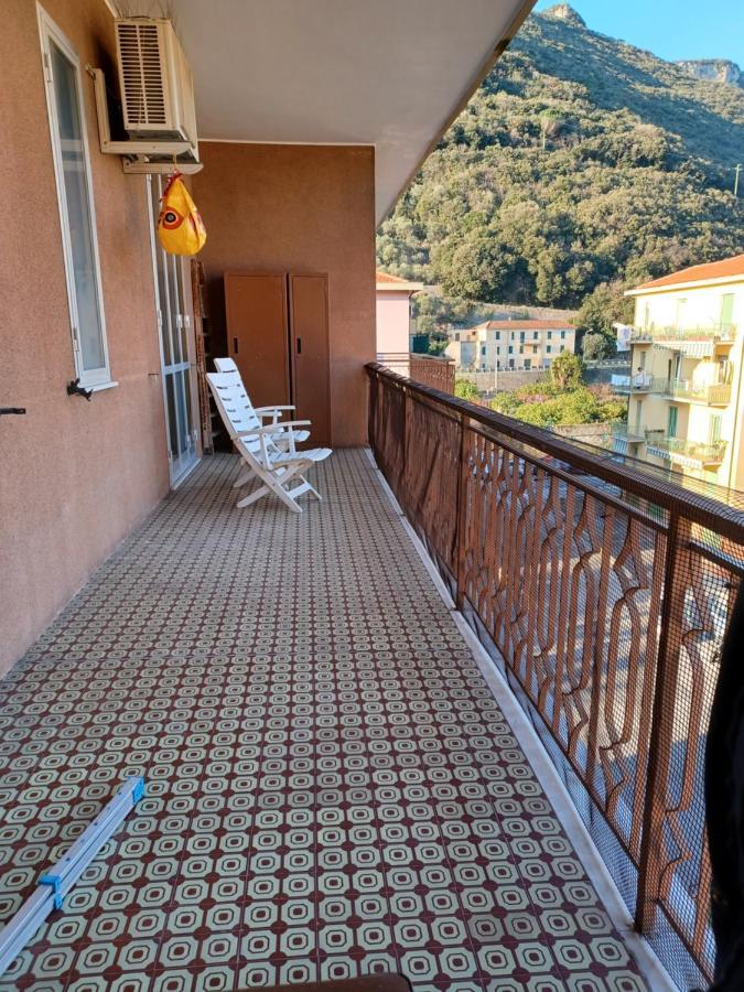 Vreni Lodge Finale Ligure Esterno foto